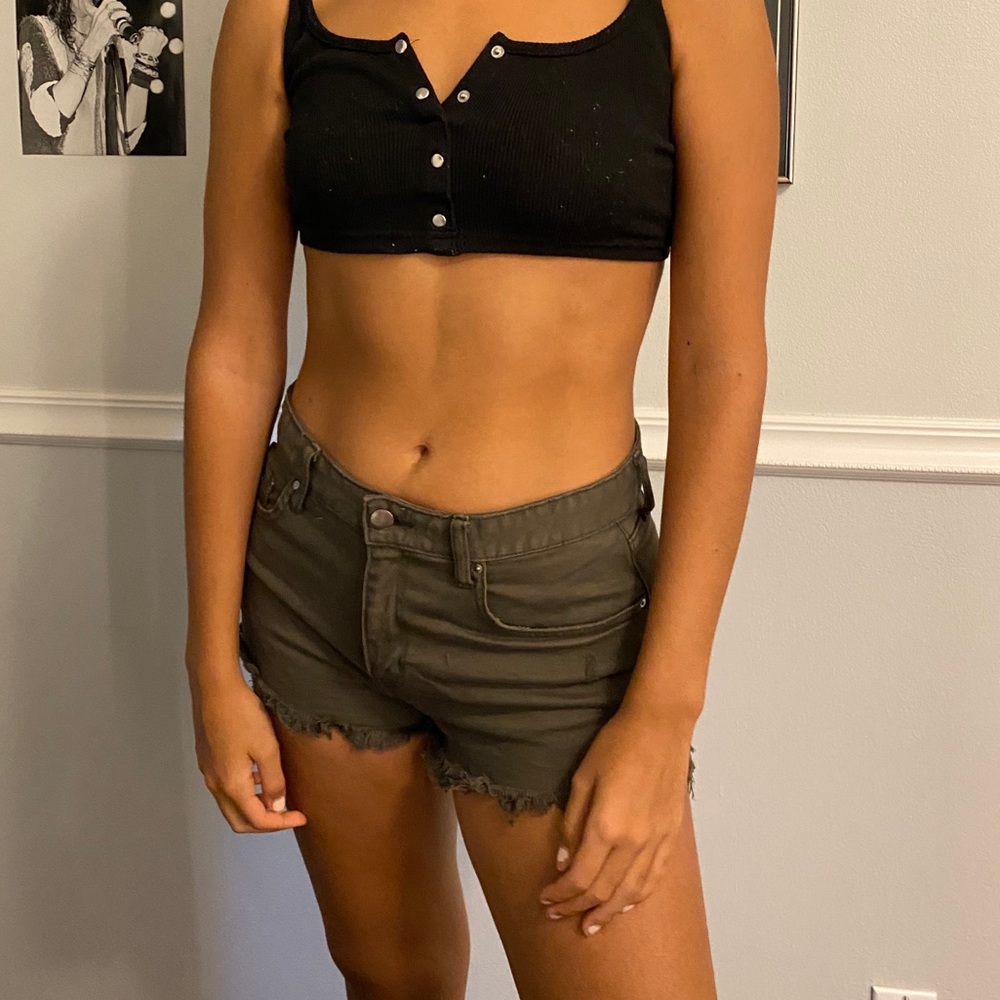 Army green shorts from H&M